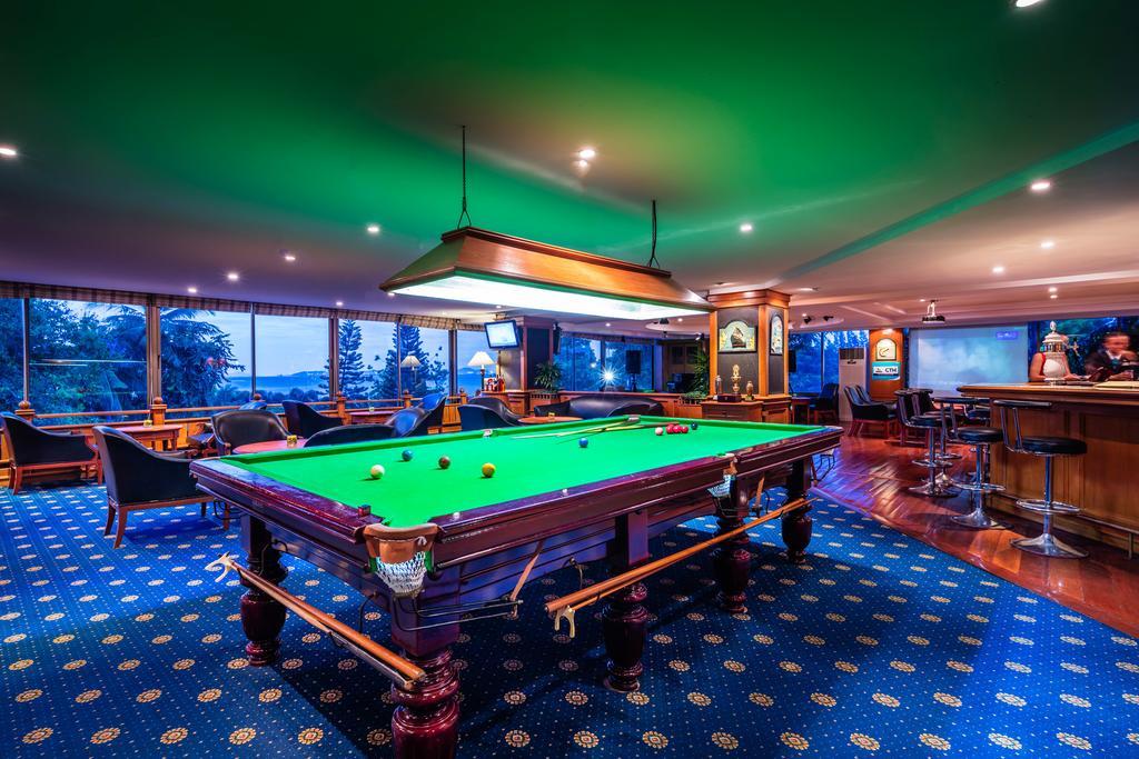 Cholchan Pattaya Beach Resort - Sha Extra Plus Εξωτερικό φωτογραφία The Snooker Room